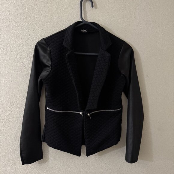 A stylish black blazer, size M, - Picture 1 of 4
